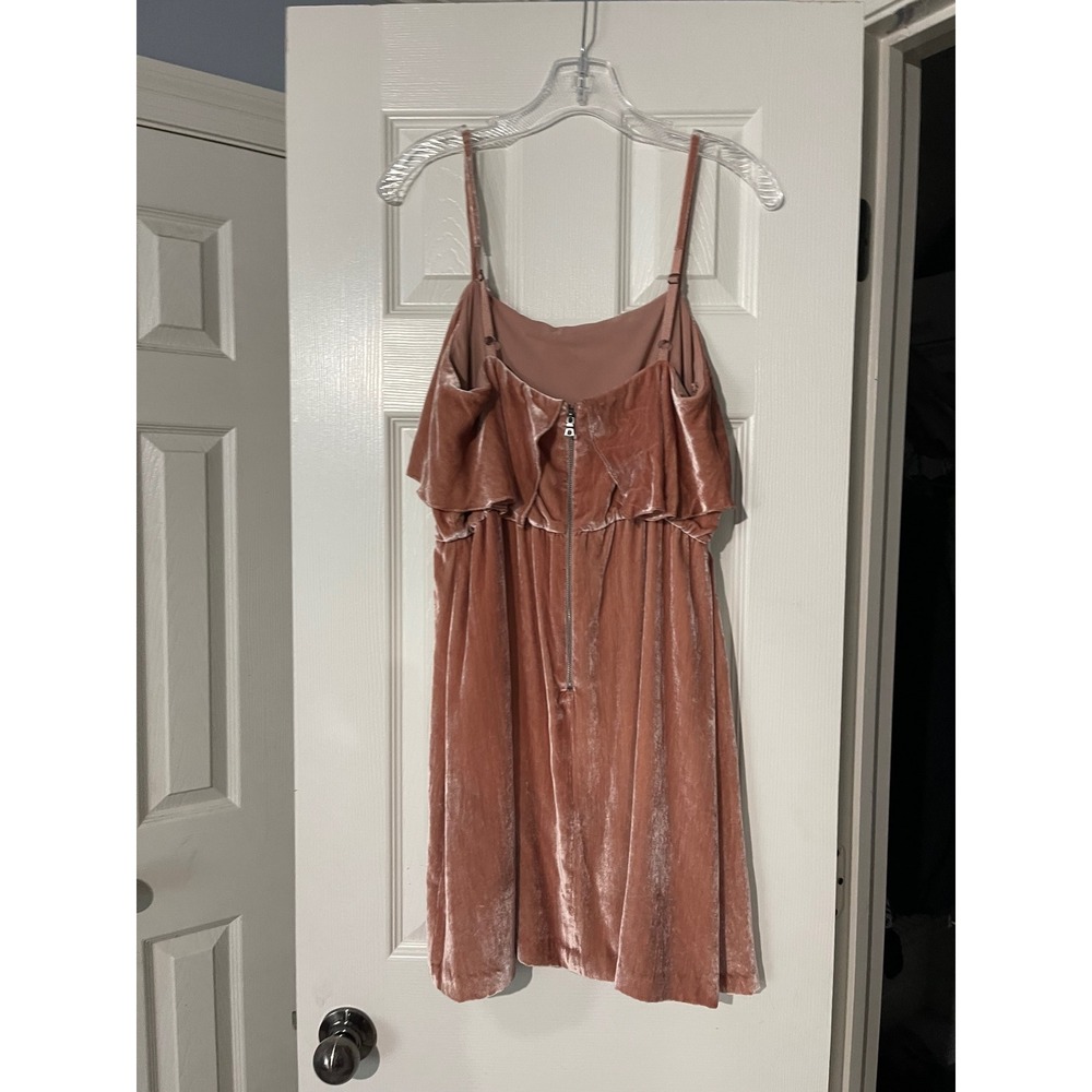 Alice + Olivia Alexis Velvet‎ Ruffle Tiered Strappy Mini Dress Size 4 Rose Tan - Picture 5 of 8